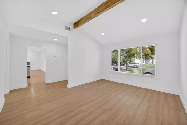 Sacramento, CA 95826,3386 Irish Mist WAY