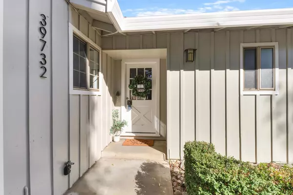 Davis, CA 95616,39732 Sharon AVE