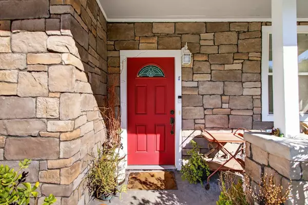 Sacramento, CA 95821,4101 Hillcrest WAY