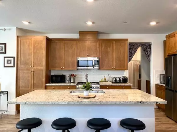 Manteca, CA 95337,1718 Flaxen CT