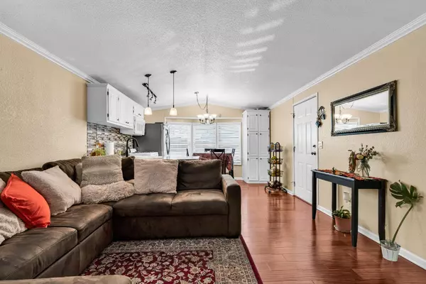 San Leandro, CA 94579,747 Lewelling