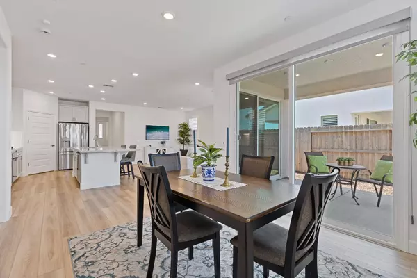 Roseville, CA 95747,5030 Peace Lily LN