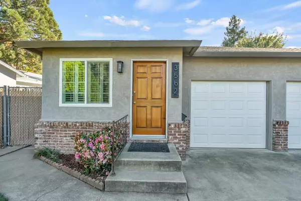 Sacramento, CA 95819,3562 Elvas AVE