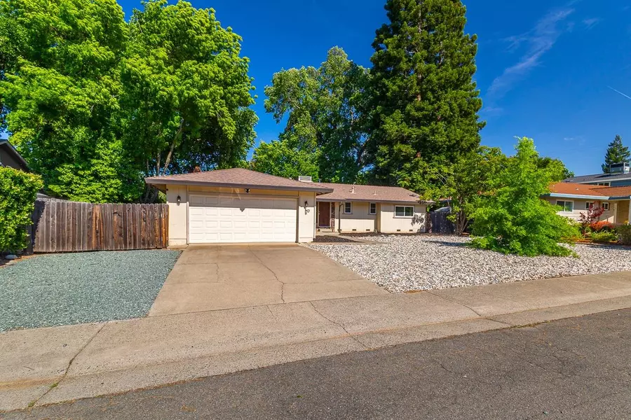 5040 Havelok ST, Fair Oaks, CA 95628