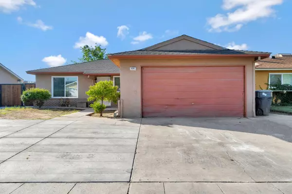 Madera, CA 93638,824 Ashlan WAY