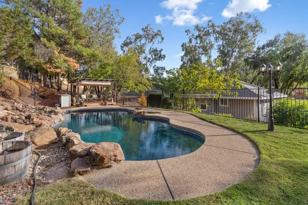 El Dorado Hills, CA 95762,1601 Pheasant LN