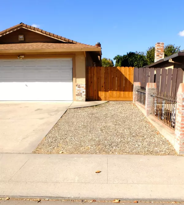 Modesto, CA 95355,1813 Murrietta LN