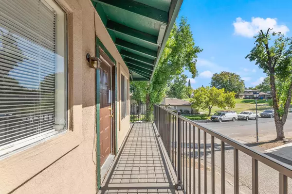 Auburn, CA 95602,3681 Galena DR #4