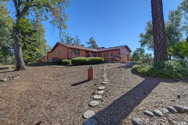 Cool, CA 95614,2143 Angel Camp CT