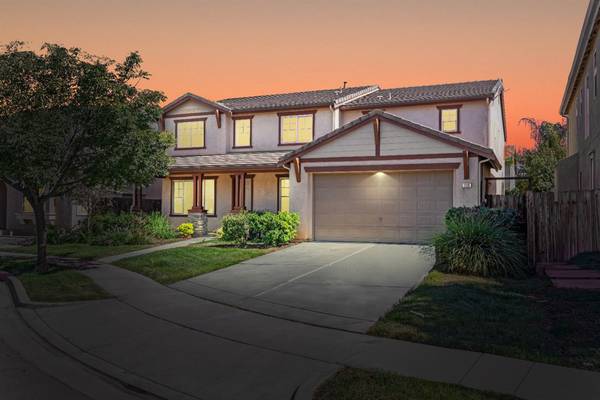 238 Romanov CT, Patterson, CA 95363