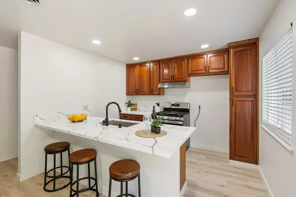 Citrus Heights, CA 95610,5645 San Juan AVE