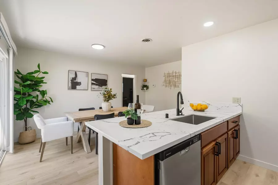 5645 San Juan AVE, Citrus Heights, CA 95610