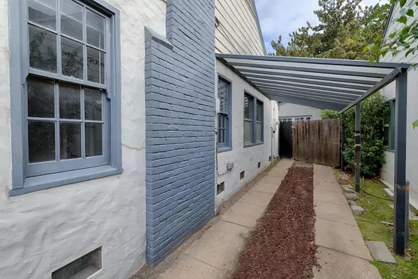 Sacramento, CA 95818,941 McClatchy