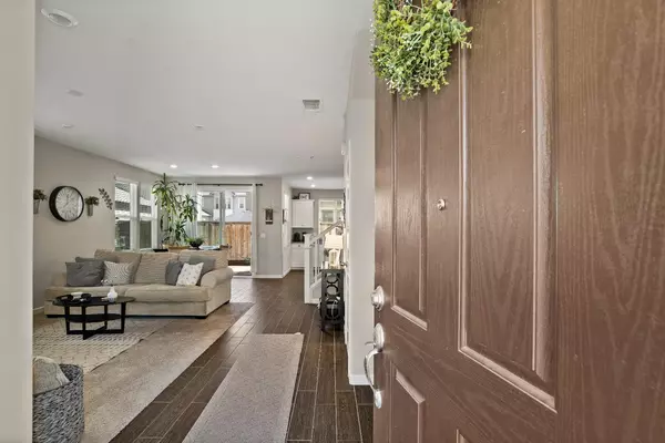 Riverbank, CA 95367,2241 Novi DR