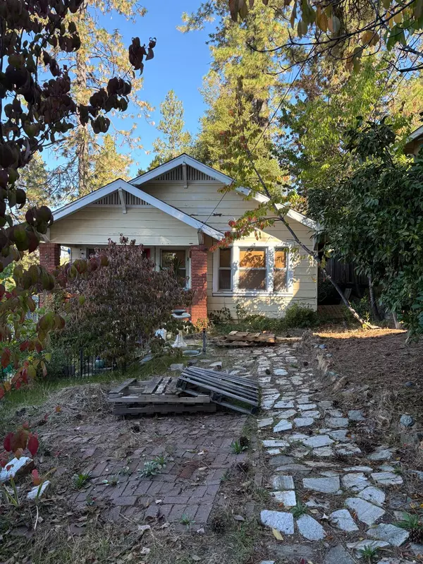 135 Mainhart DR, Grass Valley, CA 95945