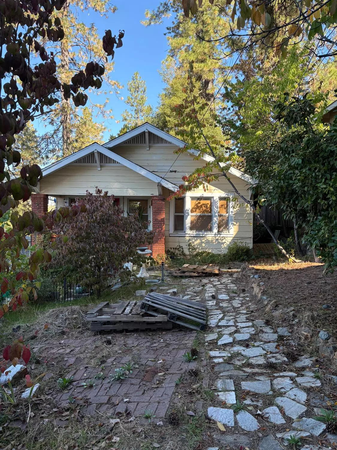 Grass Valley, CA 95945,135 Mainhart DR