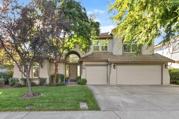 El Dorado Hills, CA 95762,4716 Village Green DR