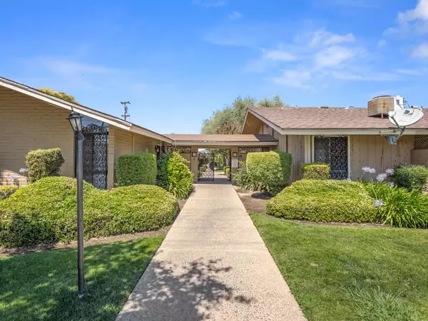 Fresno, CA 93705,3749 N Fruit AVE #A