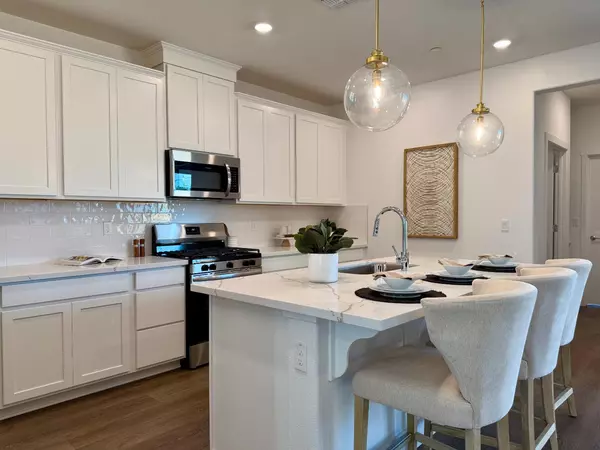 Roseville, CA 95747,10084 Pixley CT