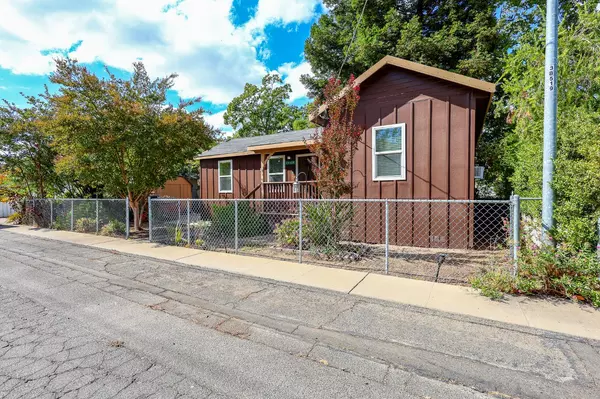 Walnut Grove, CA 95690,14120 Grove ST