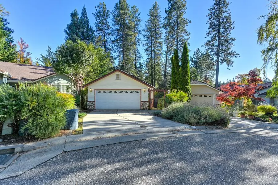 210 Elysian PL, Grass Valley, CA 95945
