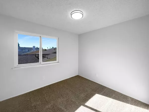Sacramento, CA 95823,4515 Montril WAY