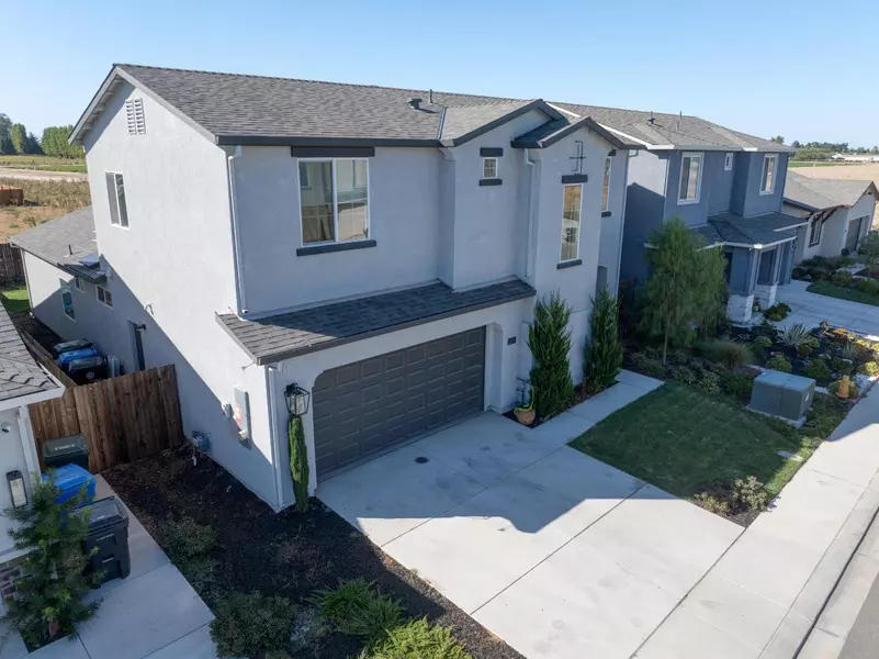 2273 Friesland AVE, Manteca, CA 95337