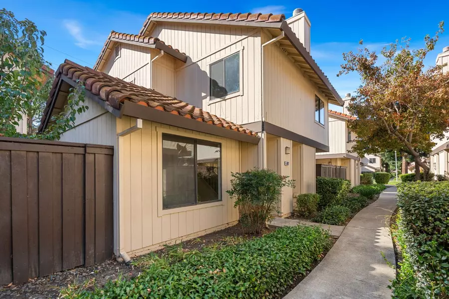 6892 Calvine RD, Sacramento, CA 95823