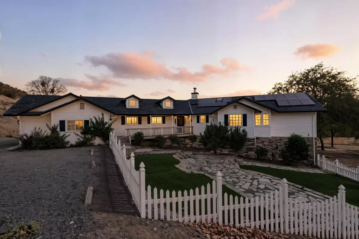 Valley Springs, CA 95252,100 Dakota DR