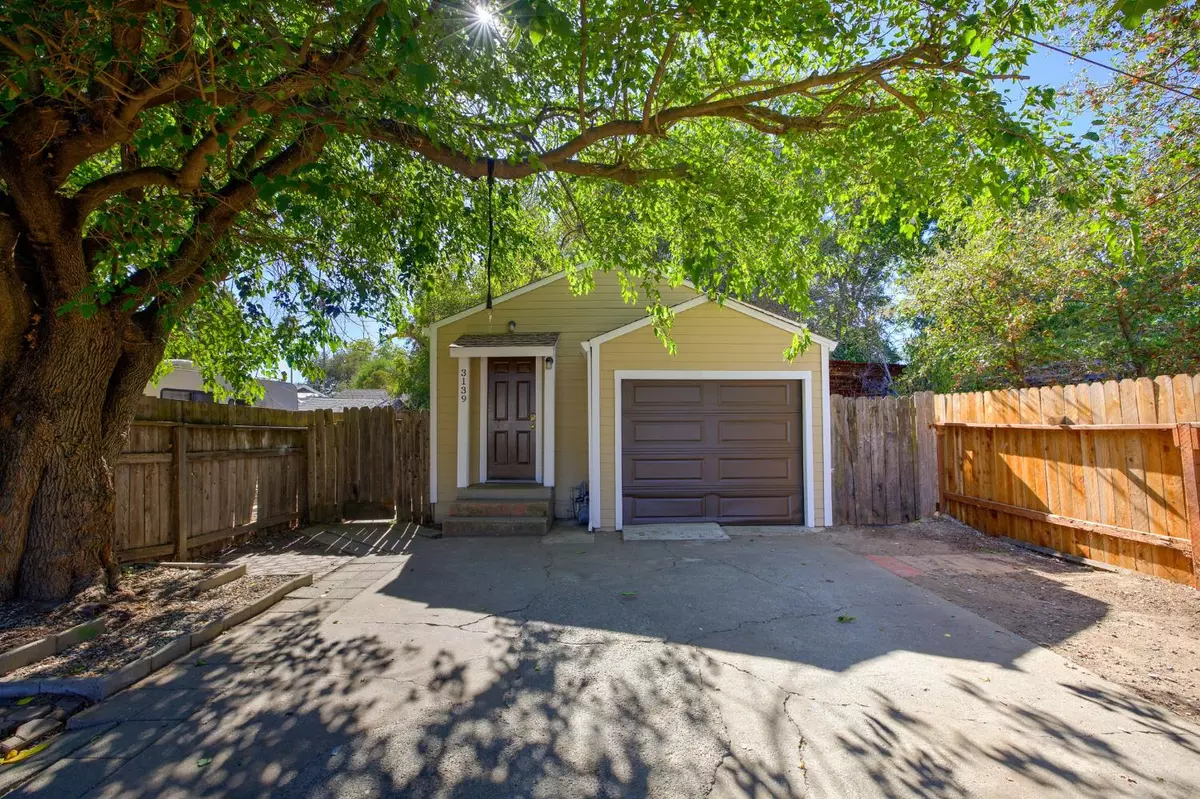 Sacramento, CA 95815,3139 Judah ST