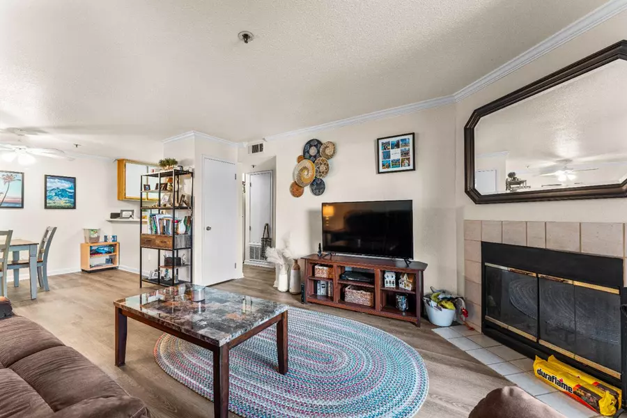 1019 Dornajo WAY #123, Sacramento, CA 95825