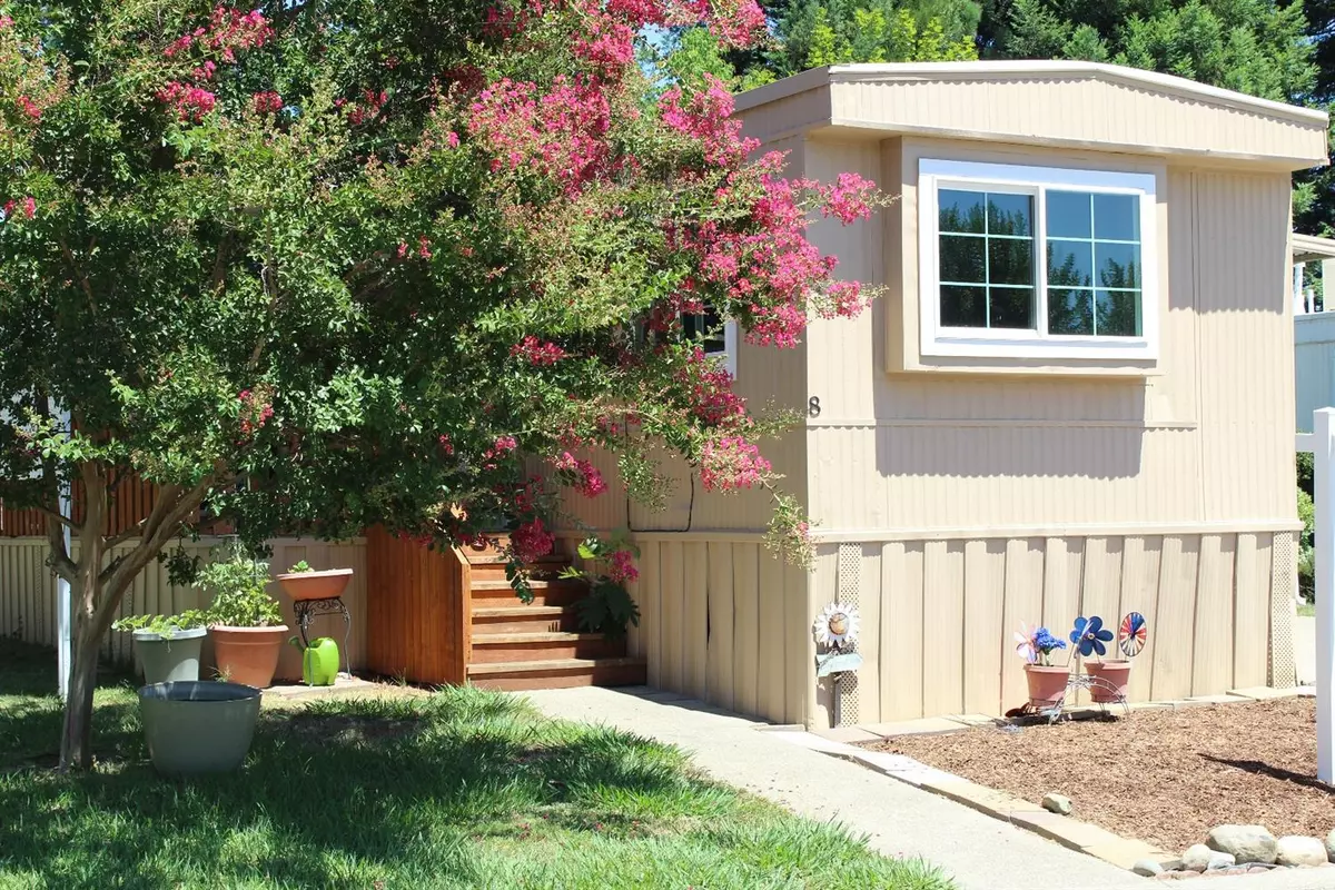 Diamond Springs, CA 95619,350 Pleasant Valley RD #8