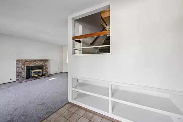 Folsom, CA 95630,109 Johnston CT