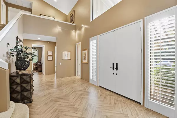 Gold River, CA 95670,11575 Splitrock CT