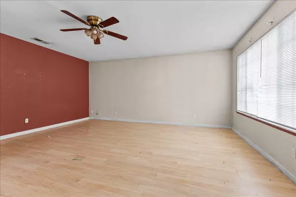 Stockton, CA 95206,539 Buena Vida CT