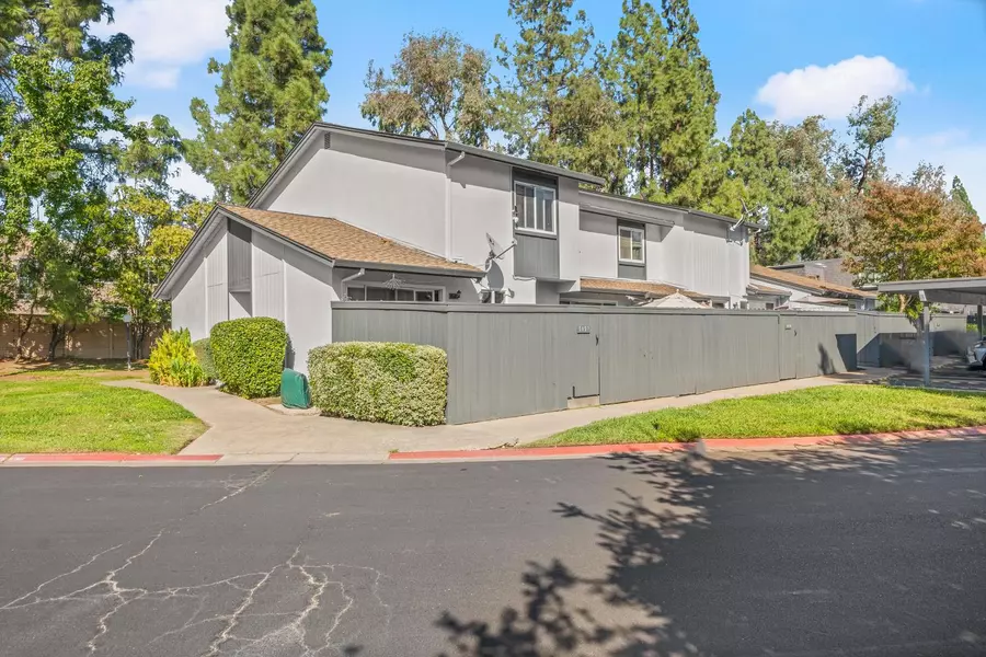 5861 Muldrow RD, Sacramento, CA 95841