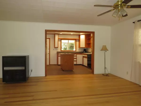 Colfax, CA 95713,320 Pleasant ST