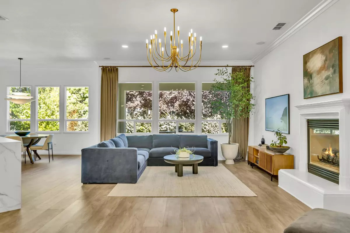 Carmichael, CA 95608,3832 Gibbons Pkwy