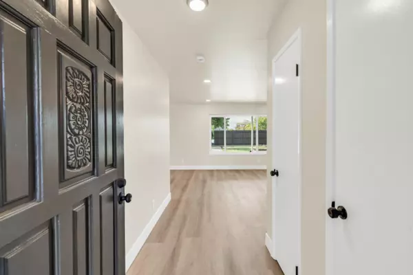 North Highlands, CA 95660,4304 Ramsey DR