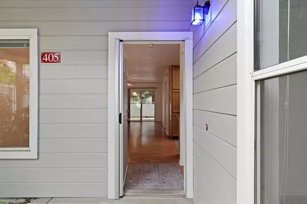 Sacramento, CA 95842,4840 Dover LN #405