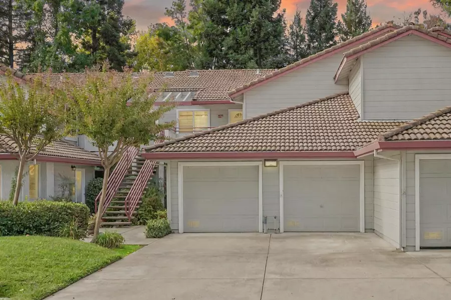 4840 Dover LN #405, Sacramento, CA 95842