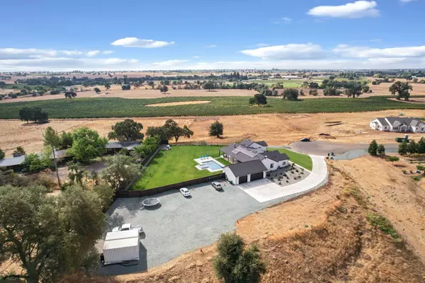 Clements, CA 95227,19007 E Sierra View CT