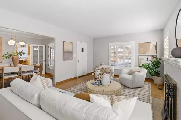 Sacramento, CA 95818,2832 Marty WAY