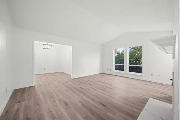 North Highlands, CA 95660,5324 Stoney End CT