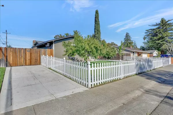 Rancho Cordova, CA 95670,2255 El Manto DR