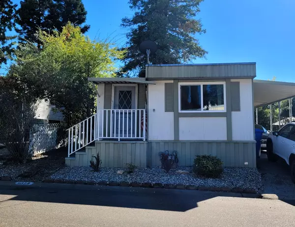 372 Danielle WAY, Folsom, CA 95630