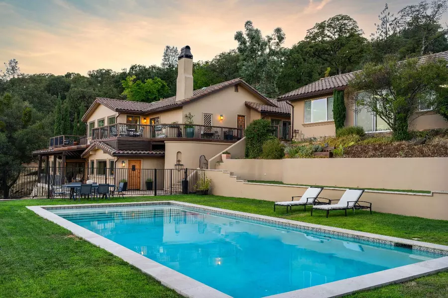 5050 Glory View DR, Placerville, CA 95667