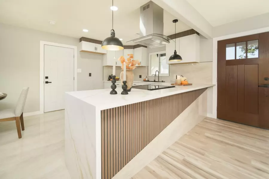 1813 Joann AVE, Modesto, CA 95350