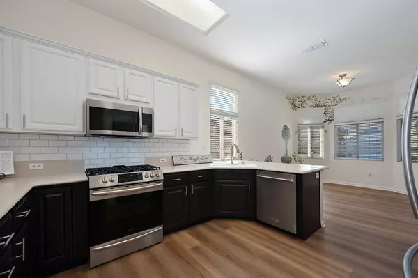 Roseville, CA 95747,5748 Sandlewood WAY