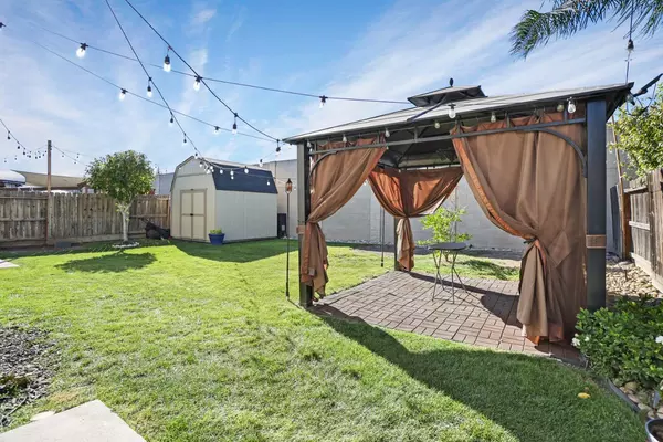 Stockton, CA 95212,5121 Strawberry WAY